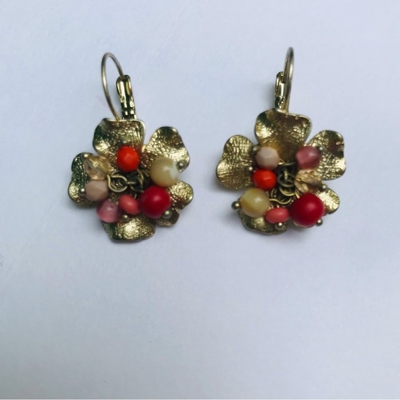 Anthropologie Jewelry - Anthropologie Beaded Flower Cluster Leverback Earrings Gold Tone Multicolor
